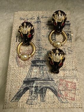2 Piece Gold and Black Jaguar Head Drop Earrings and matching brooch